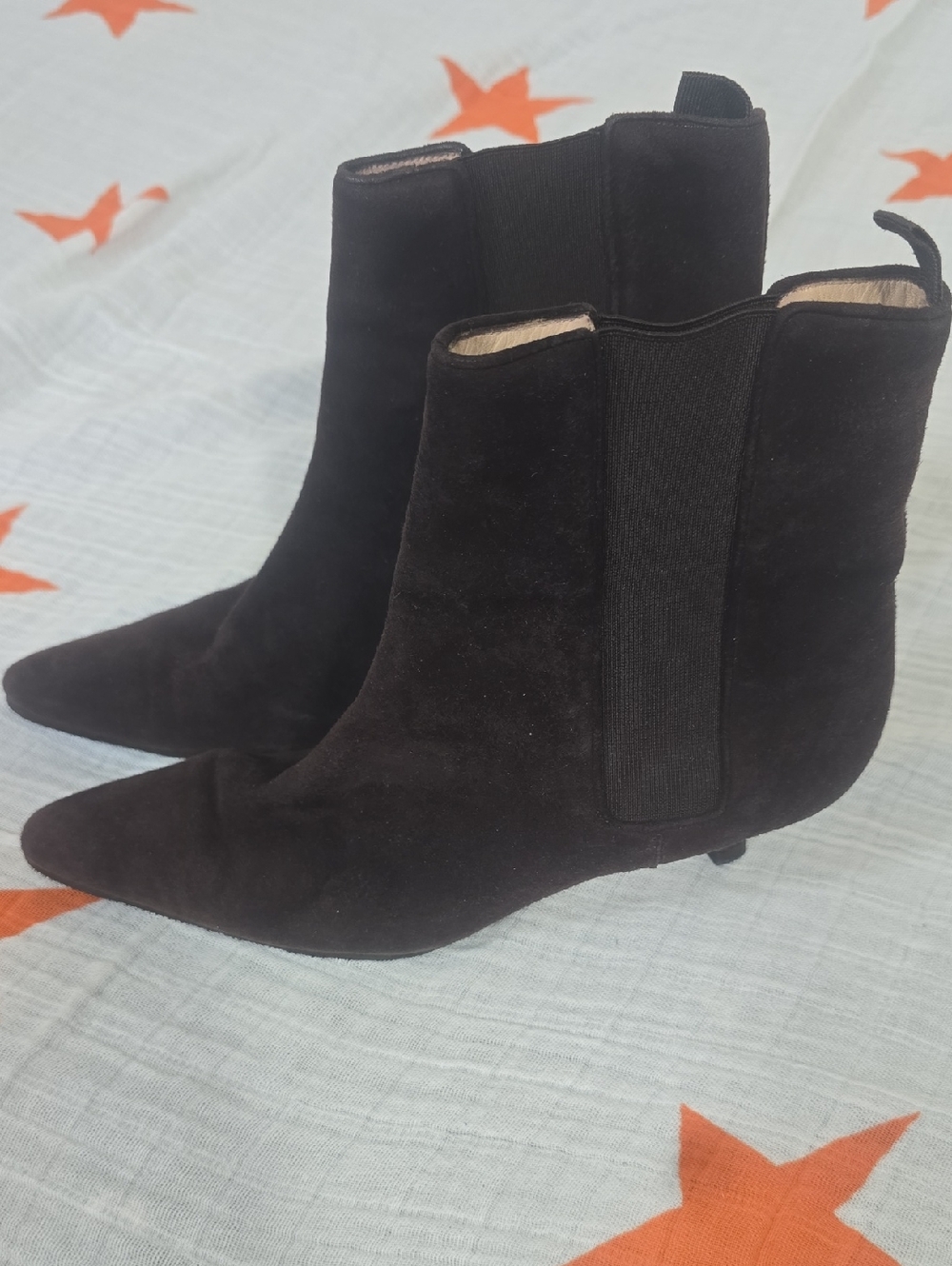 Manolo Blahnik Black Suede Pointed Chelsea Booties